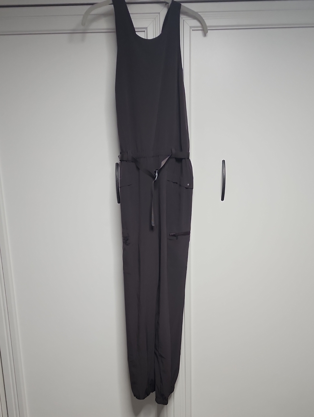 Sleek Gray Sleeveless Jumpsuit with Drawstring Waist